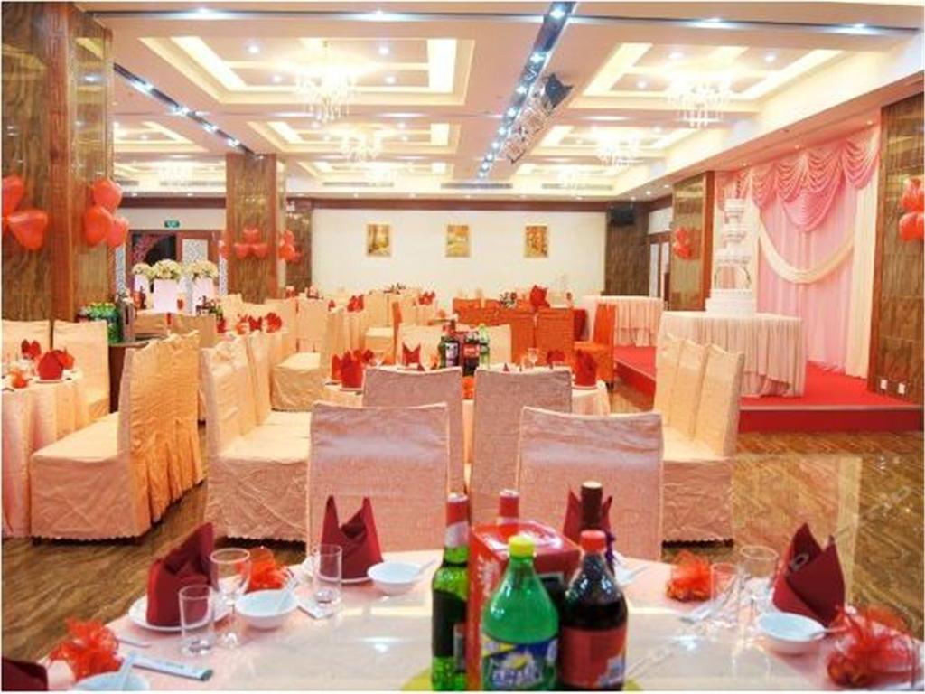 세렝게티 호텔 하이커우 시 외부 사진