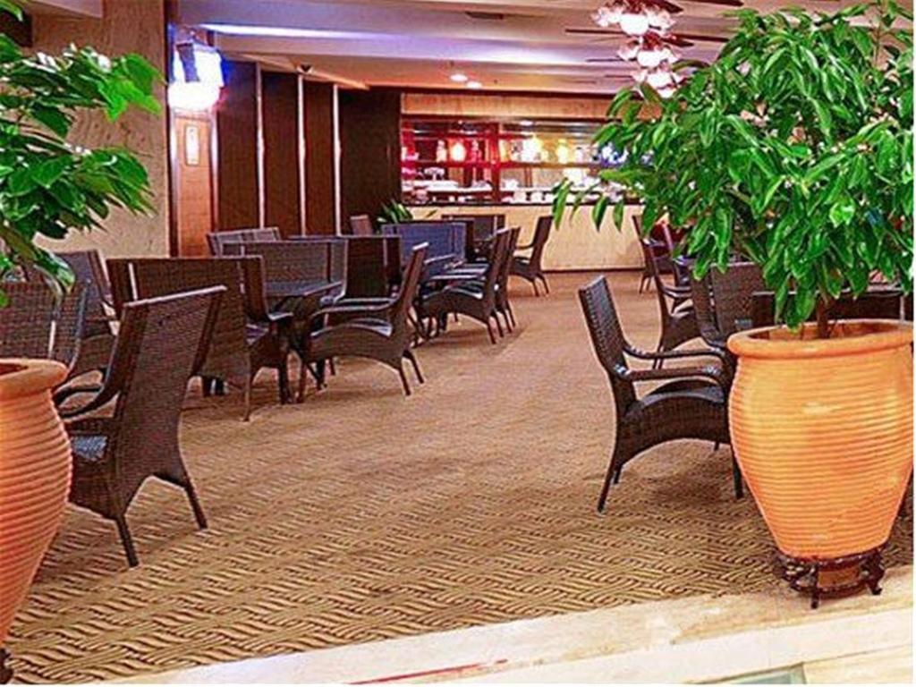 세렝게티 호텔 하이커우 시 외부 사진